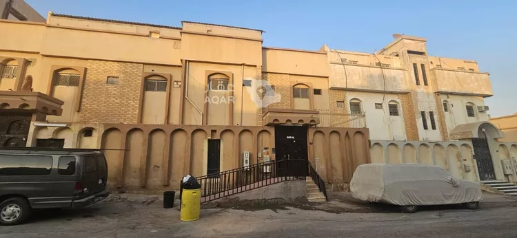 فيلا للبيع في شارع عفراء النجيل, حي العريجاء الغربي, مدينة الرياض, منطقة الرياض