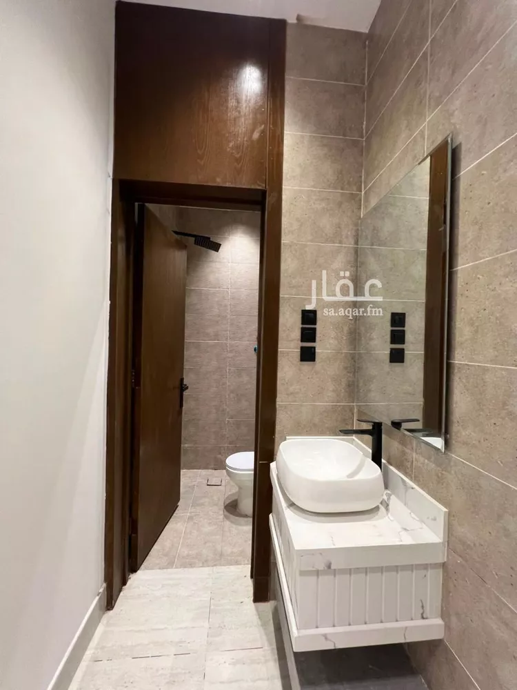 دور للبيع في شارع محمد بن جريج, حي طويق, مدينة الرياض, منطقة الرياض صورة 3