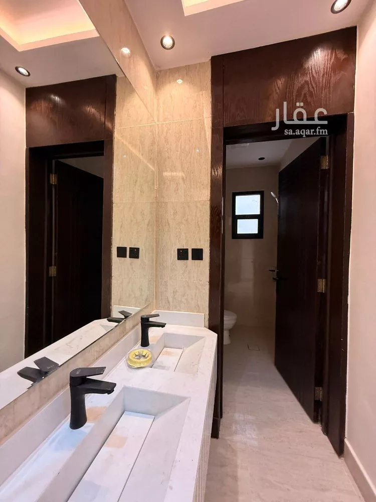 دور للبيع في شارع أبي الحسن الكعكي, حي طويق, مدينة الرياض, منطقة الرياض 21