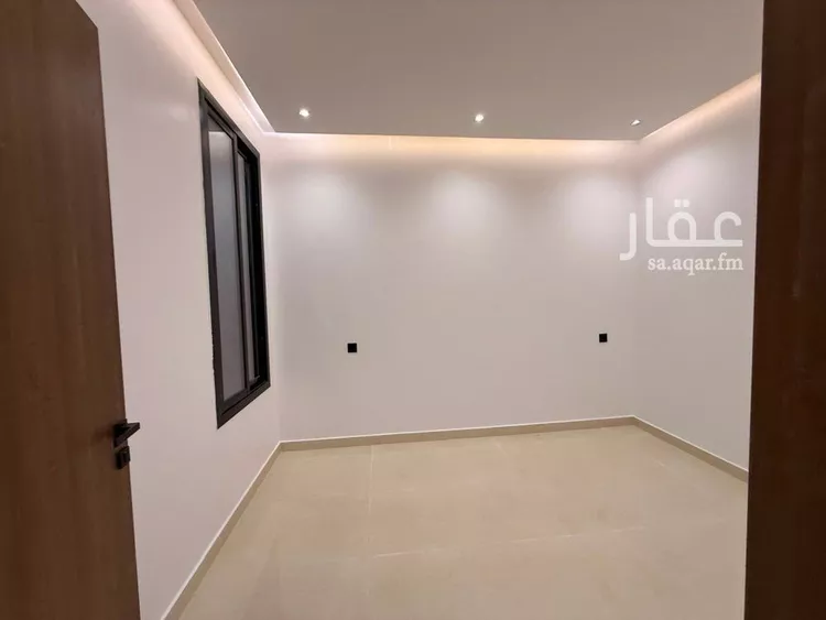 شقة للبيع في شارع أحمد بن محمد العيالي, حي عكاظ, مدينة الرياض, منطقة الرياض 13