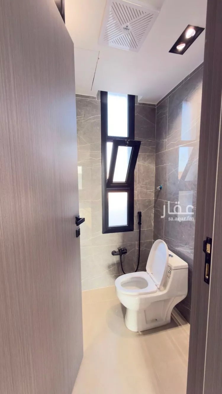 Villa for Sale in Riyadh Tuwaiq 11