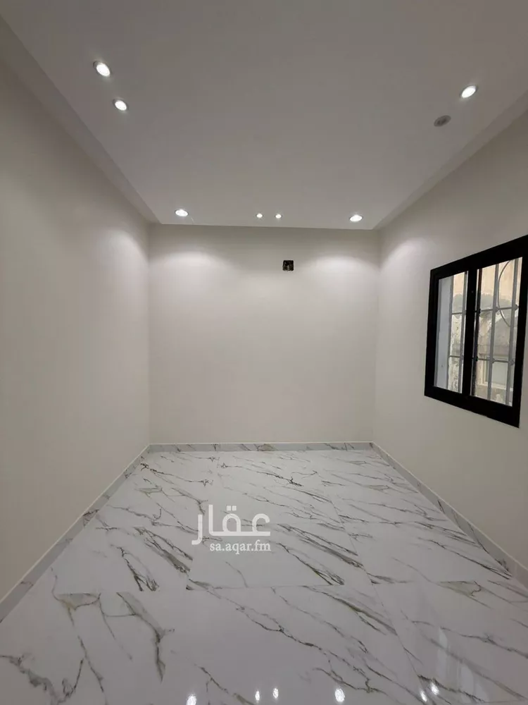 فيلا للبيع في شارع تقي الدين الهلالي, حي طويق, مدينة الرياض, منطقة الرياض صورة 2