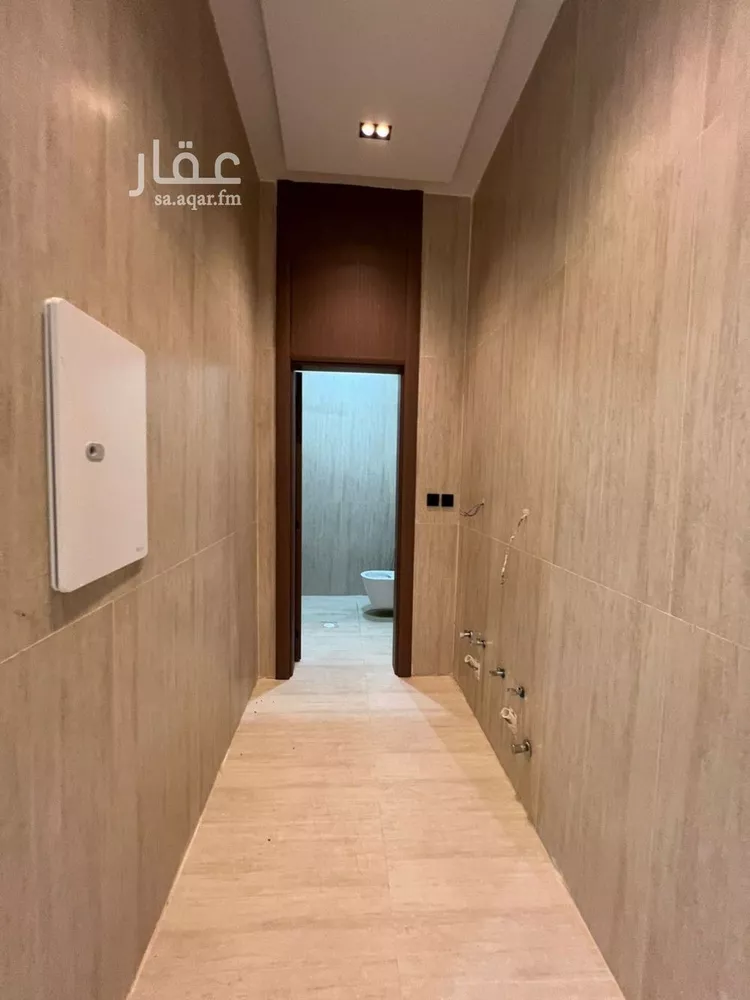 فيلا للبيع في شارع جعفر بن أبي المغيرة, حي عكاظ, مدينة الرياض, منطقة الرياض صورة 5