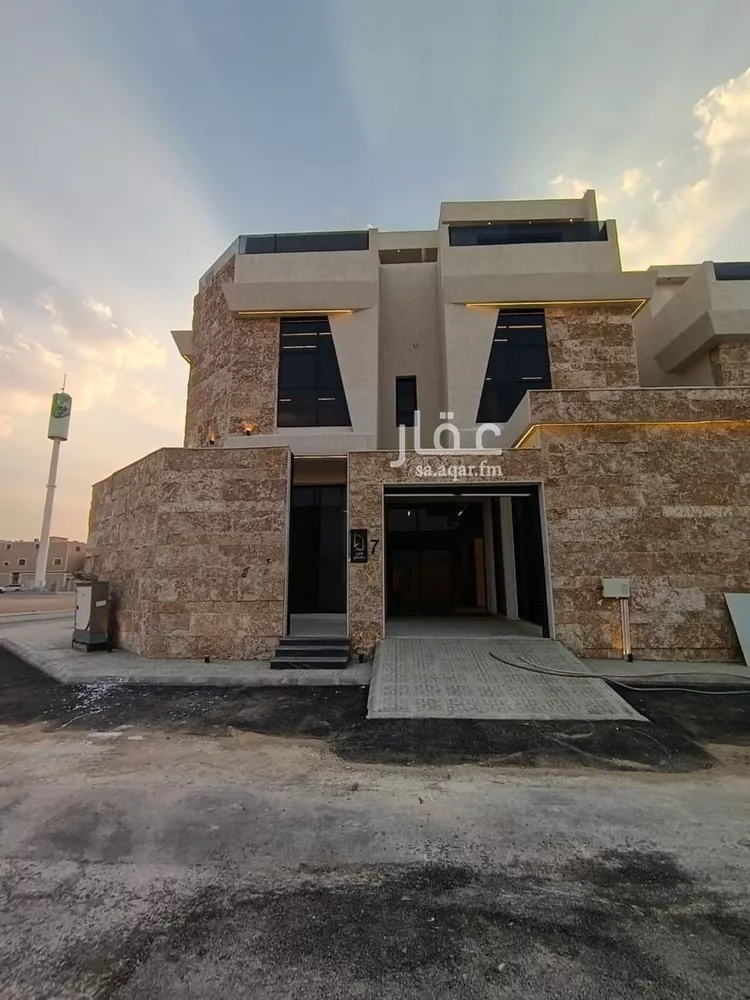 فيلا للبيع في شارع القوز, حي الحزم, مدينة الرياض, منطقة الرياض