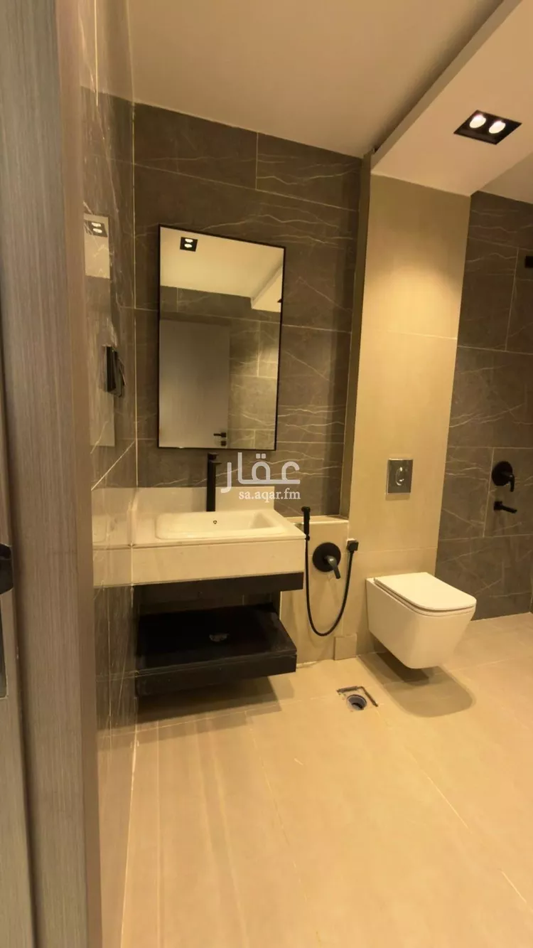 Villa for Sale in Riyadh Tuwaiq 12