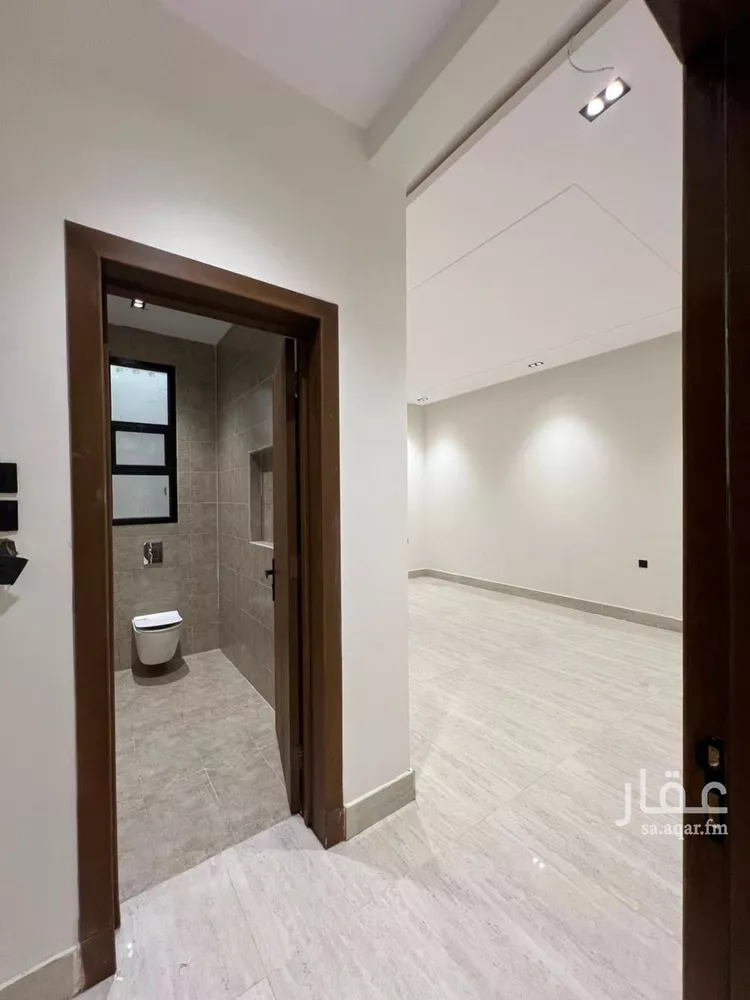 دور للبيع في شارع أبي الحسين الرضي, حي طويق, مدينة الرياض, منطقة الرياض 8