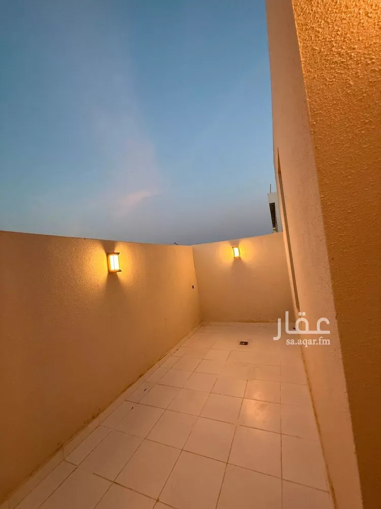 شقة للبيع في شارع أحمد بن محمد العيالي, حي عكاظ, مدينة الرياض, منطقة الرياض 17