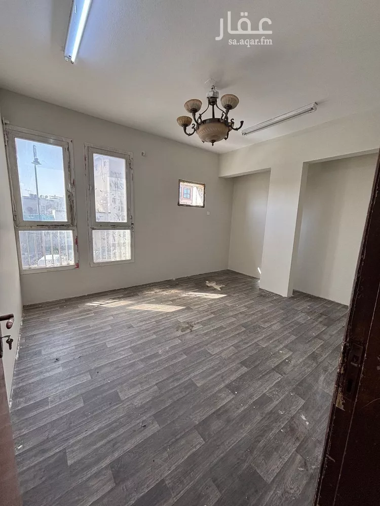 شقة للإيجار في شارع السياسب, حي وسط المبرز التاريخي, مدينة الاحساء, المنطقة الشرقية صورة 5