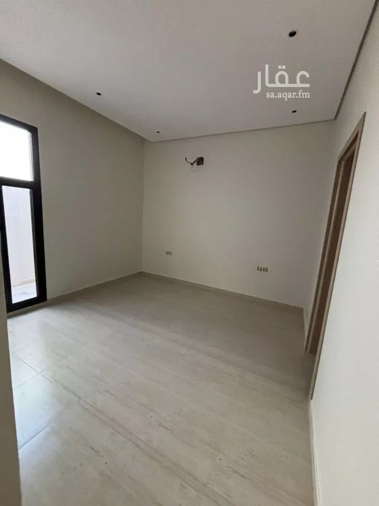 دور للبيع في شارع الحبيج, حي الملز, مدينة الرياض, منطقة الرياض صورة 5
