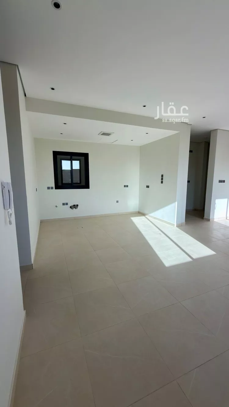 Floor for Sale in Riyadh Al Malaz صورة 4