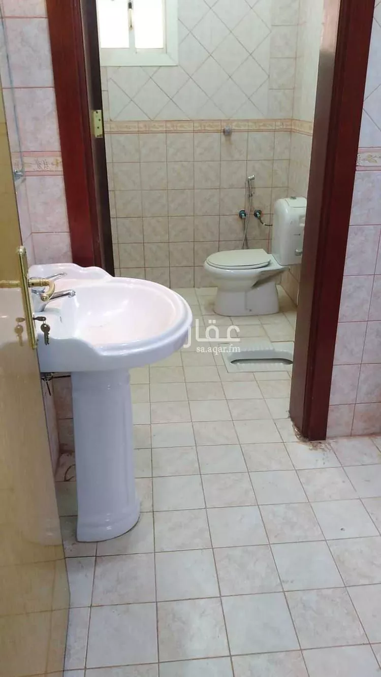 شقة للإيجار في شارع انس بن معاذ, حي الزمرد, مدينة بلجرشي, منطقة الباحة 6