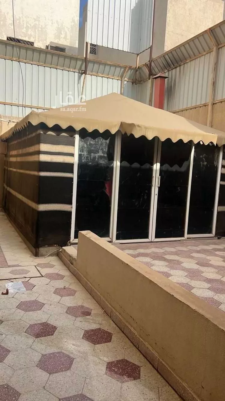 فيلا للبيع في شارع عامر الانصاري ، حي الزهرة ، الرياض ، منطقة الرياض صورة 2