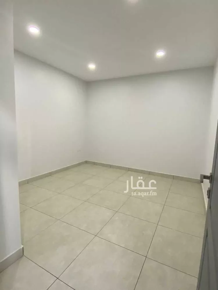 عمارة للإيجار في شارع عبد الله بن حمد آل خليفة, حي الشراع, مدينة جدة, منطقة مكة المكرمة صورة 2