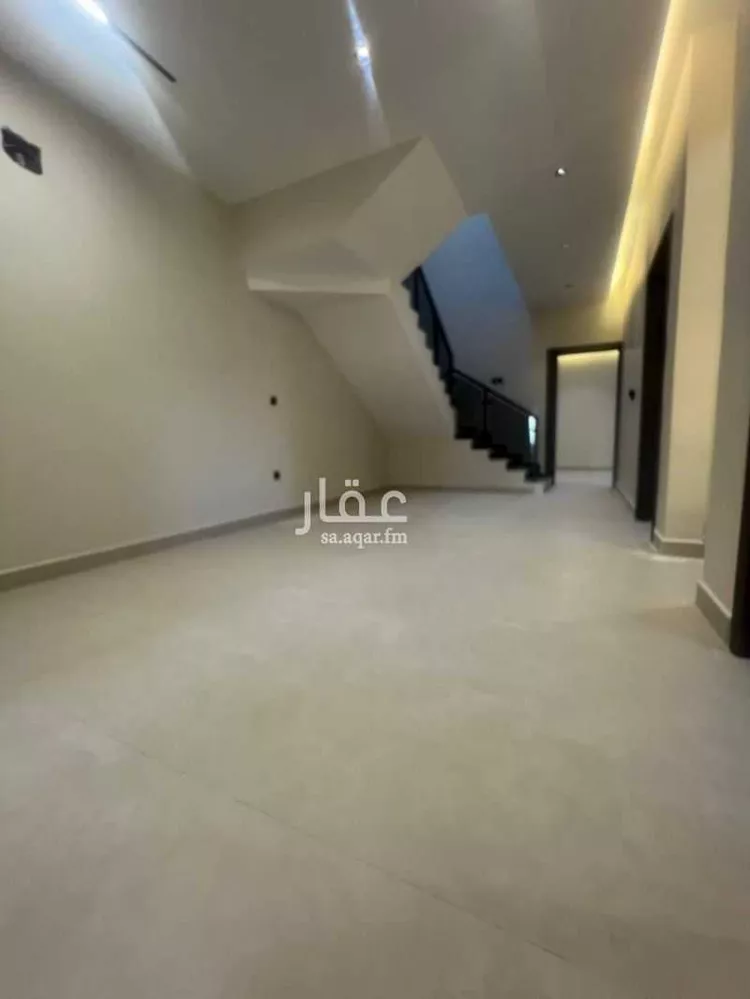 دور للبيع في شارع البحور, حي العقيق, مدينة الخبر, المنطقة الشرقية