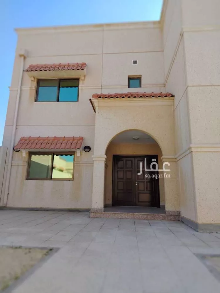 فيلا للإيجار في شارع شارع الملسن 8, حي جلمودة, مدينة مدينه الجبيل الصناعيه, المنطقة الشرقية