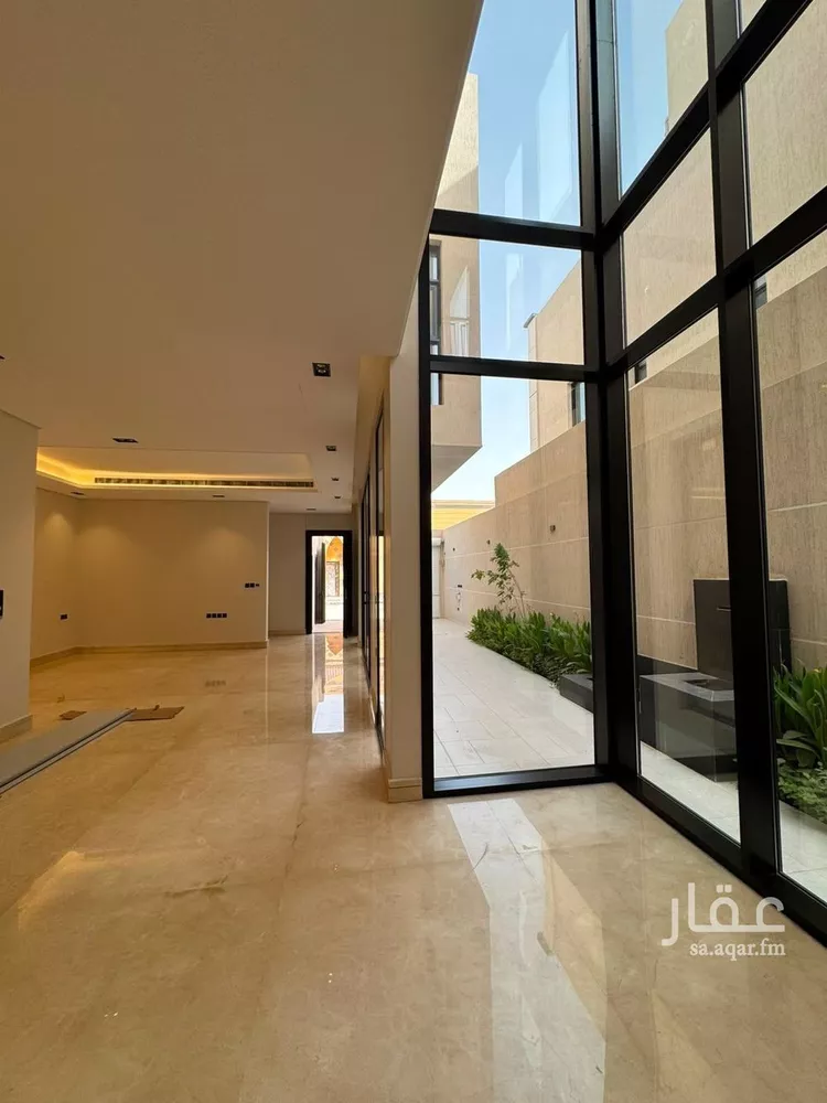 فيلا للبيع في شارع ريحانة بنت زيد, حي العارض, مدينة الرياض, منطقة الرياض صورة 2