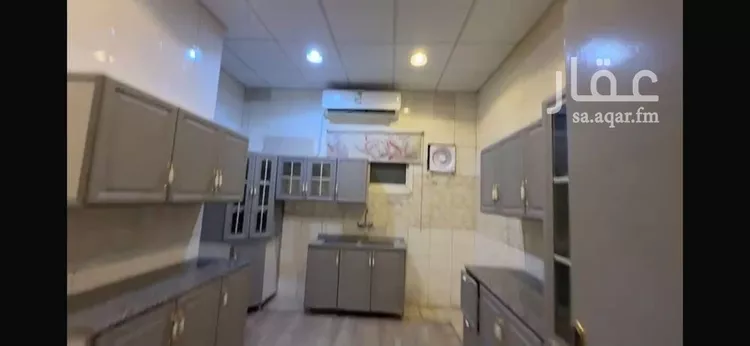 شقة للإيجار في شارع عبدالله بن الزبير, حي العريجاء الغربي, مدينة الرياض, منطقة الرياض
