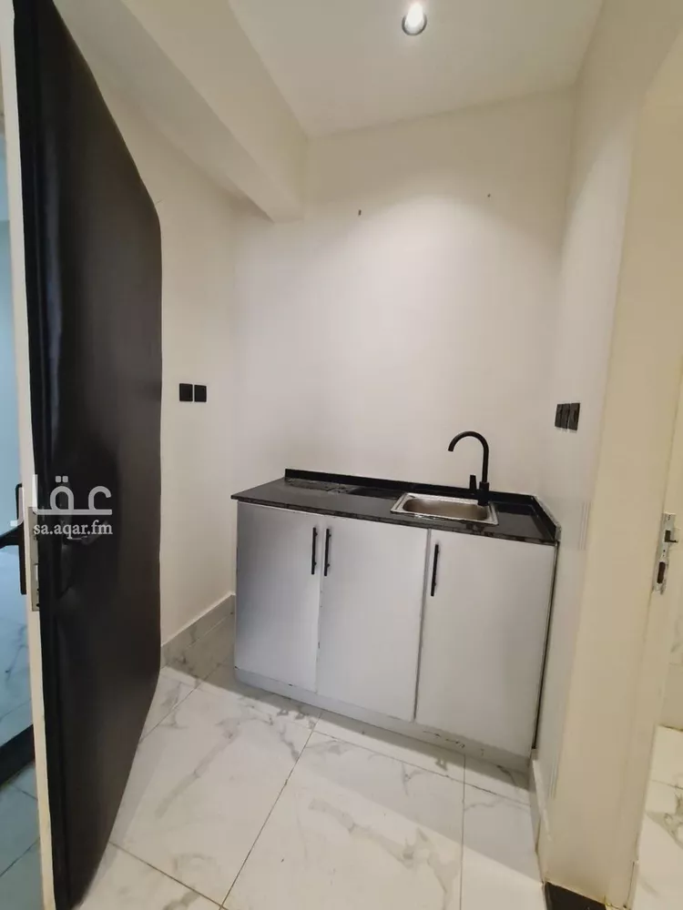 شقة للإيجار في شارع الامير عبدالله بن سعود بن عبدالله صنيتان ال سعود, حي الياسمين, مدينة الرياض, منطقة الرياض صورة 5