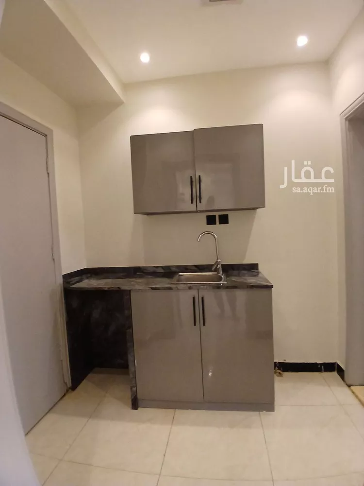 شقة للإيجار في شارع وادي السرح, حي الوادي, مدينة الرياض, منطقة الرياض صورة 3