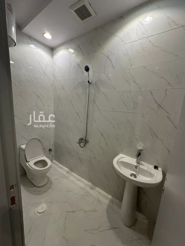 شقة للإيجار في شارع علي بن أحمد العمري, حي العارض, مدينة الرياض, منطقة الرياض صورة 4