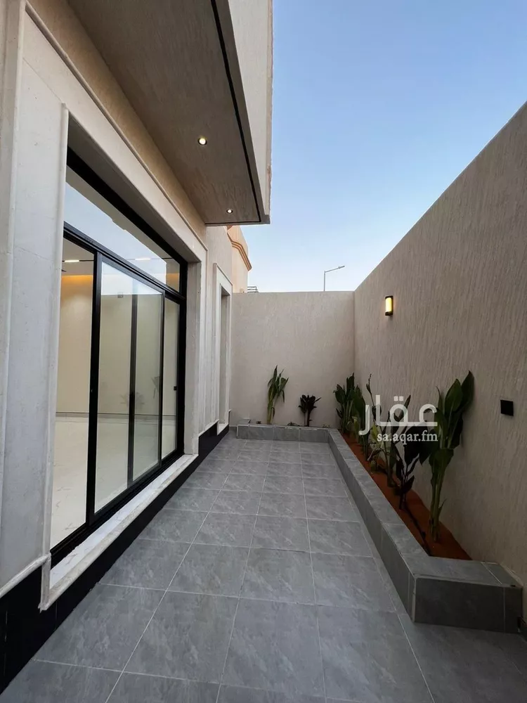 فيلا للبيع في شارع أبي طالب الكرخي, حي الخليج, مدينة الرياض, منطقة الرياض صورة 3