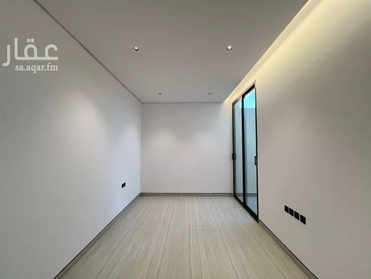 دور للبيع في شارع طارق بن شهاب, حي العارض, مدينة الرياض, منطقة الرياض 14