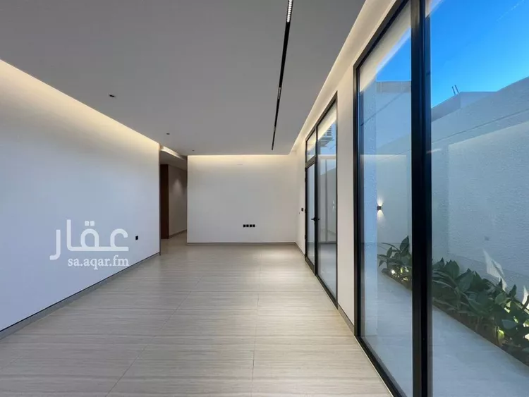 دور للبيع في شارع طارق بن شهاب, حي العارض, مدينة الرياض, منطقة الرياض 9