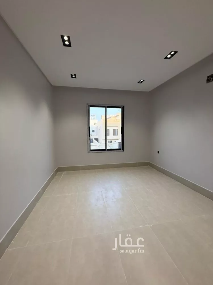 دور للبيع في شارع إسماعيل القيسي, حي عكاظ, مدينة الرياض, منطقة الرياض صورة 5