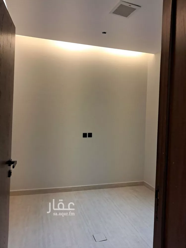 دور للبيع في شارع سدير, حي شبرا, مدينة الرياض, منطقة الرياض صورة 4