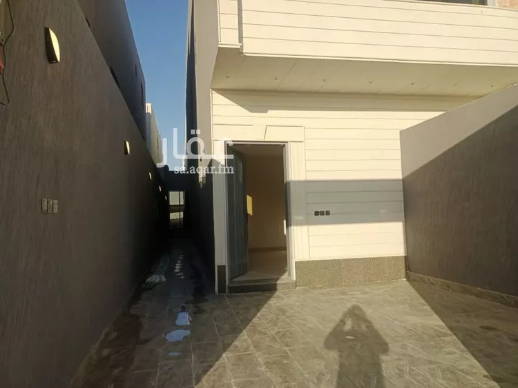 دور للبيع في شارع أحمد بن حرب, حي بدر, مدينة الرياض, منطقة الرياض صورة 5