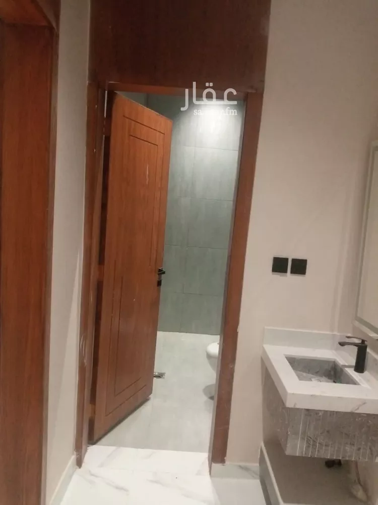 دور للبيع في شارع المصلوم, حي بدر, مدينة الرياض, منطقة الرياض صورة 3