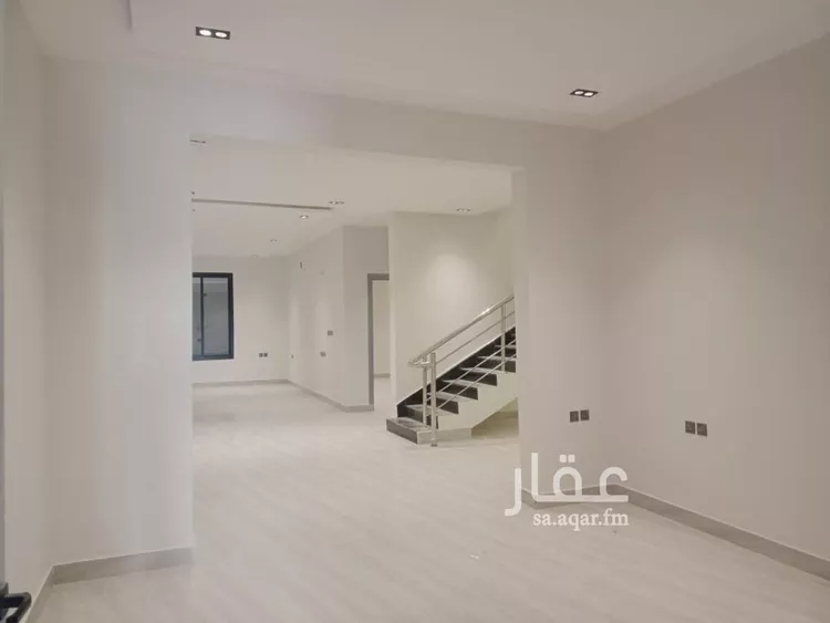 دور للبيع في شارع أحمد بن حرب, حي بدر, مدينة الرياض, منطقة الرياض صورة 4