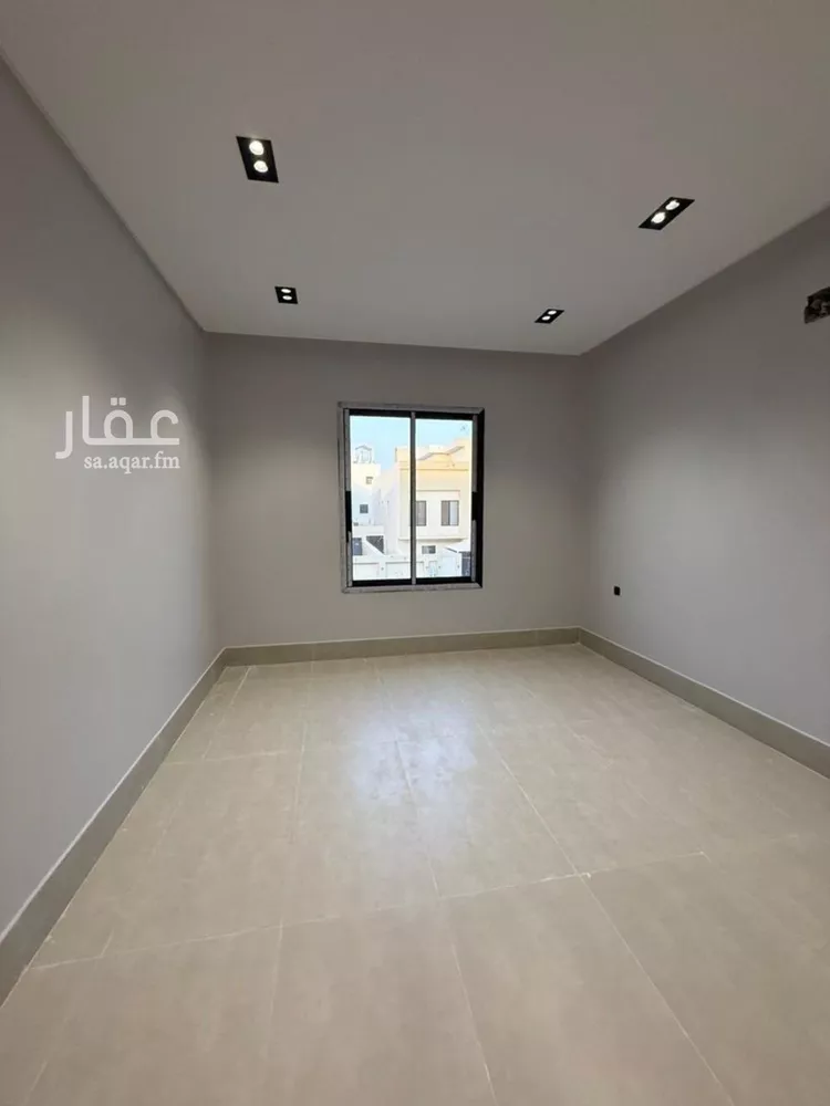 دور للبيع في شارع حسين الأبريقي, حي عكاظ, مدينة الرياض, منطقة الرياض صورة 4