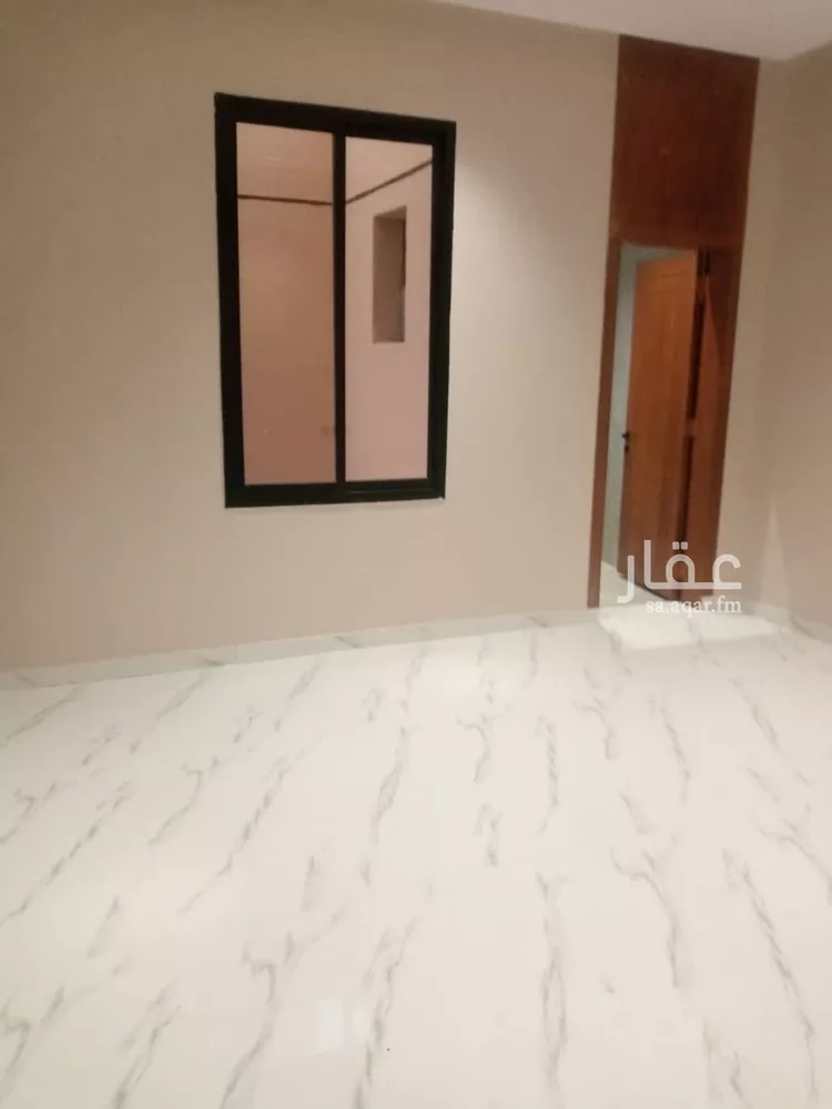 دور للبيع في شارع المصلوم, حي بدر, مدينة الرياض, منطقة الرياض صورة 2