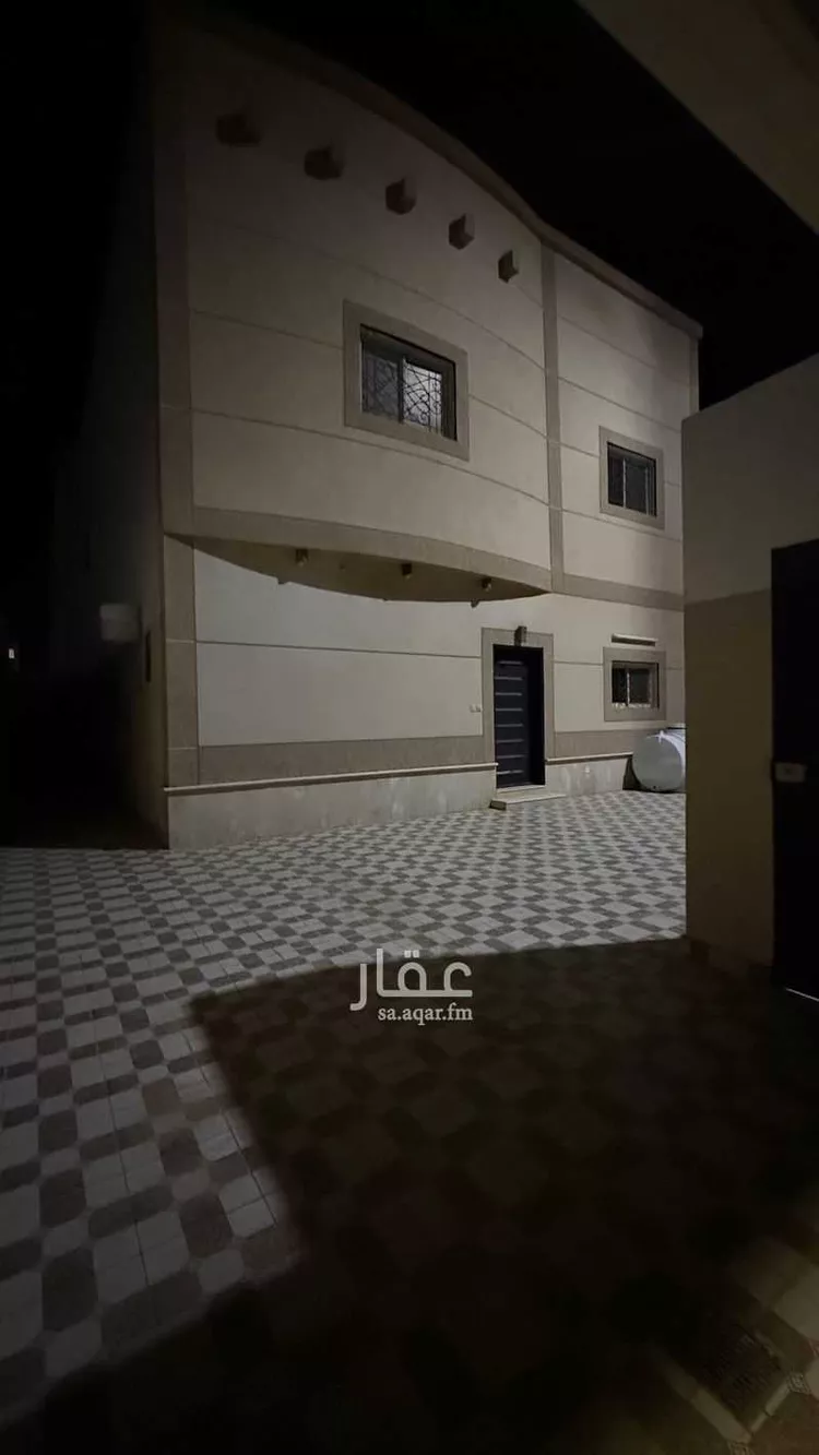 فيلا للبيع في شارع الشفيعي, حي العزيزية, مدينة القصب, منطقة الرياض صورة 4