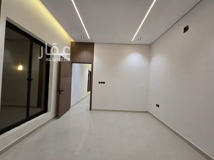 دور للبيع في شارع حسن الفخري, حي عكاظ, مدينة الرياض, منطقة الرياض صورة 4