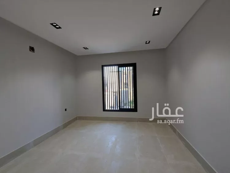 فيلا للبيع في شارع ابي المكارم بن مفرج, حي عكاظ, مدينة الرياض, منطقة الرياض صورة 2