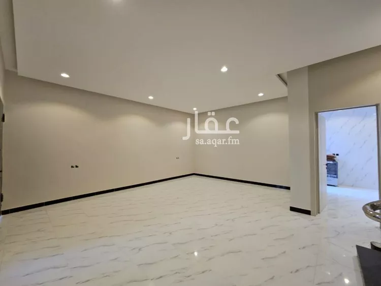 فيلا للبيع في شارع عسير, حي ظهرة لبن, مدينة الرياض, منطقة الرياض صورة 2