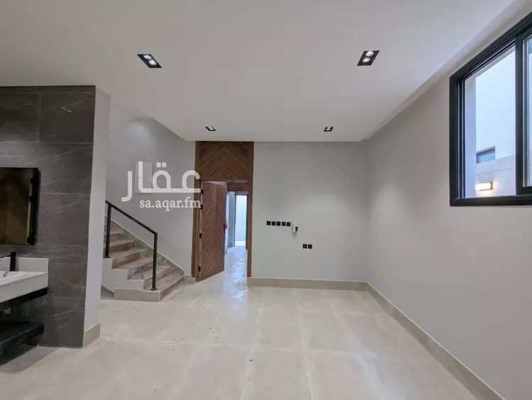 فيلا للبيع في شارع ابي المكارم بن مفرج, حي عكاظ, مدينة الرياض, منطقة الرياض صورة 5