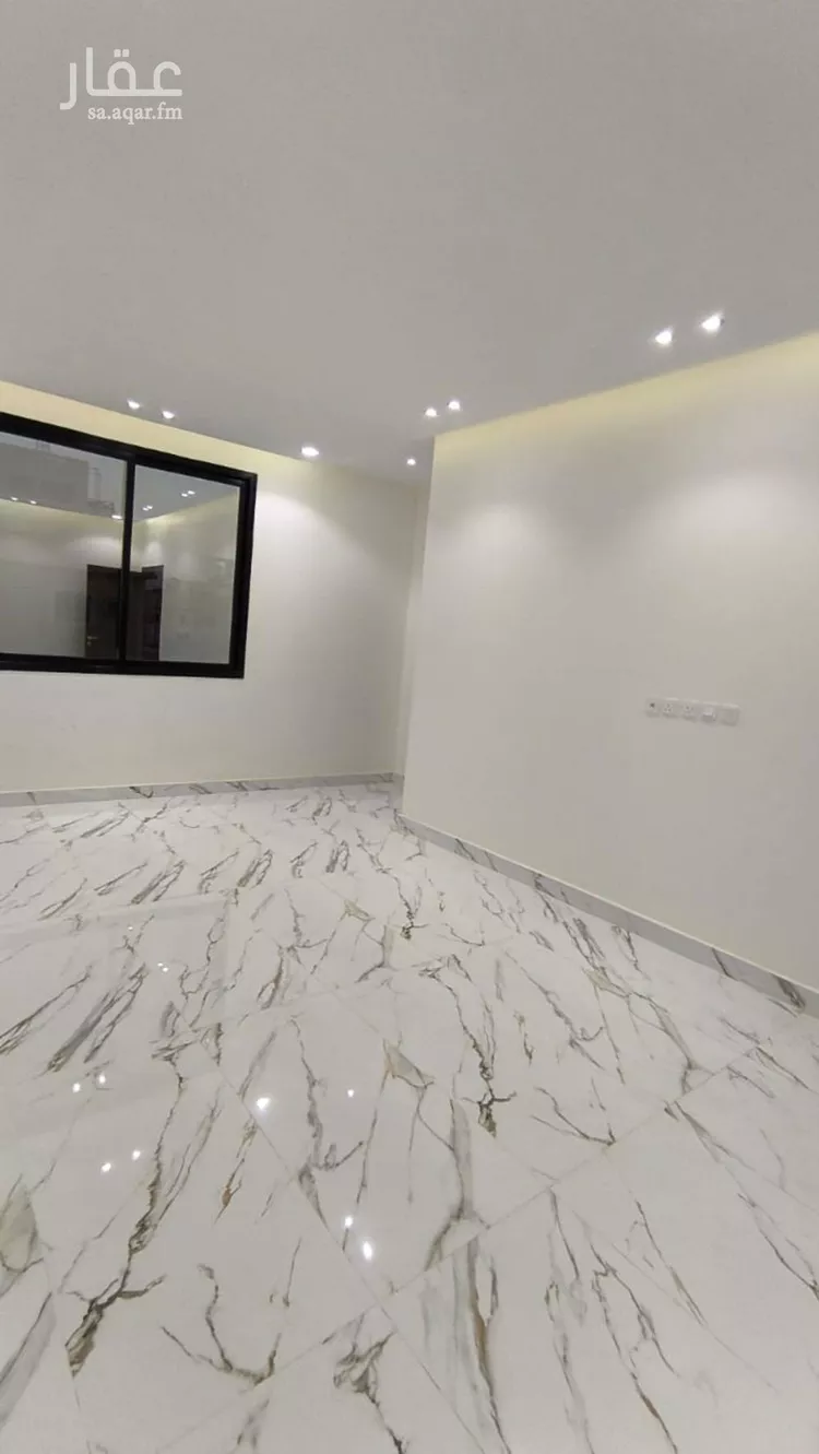 فيلا للبيع في شارع صالح الخزرجي, حي العريجاء, مدينة الرياض, منطقة الرياض صورة 2