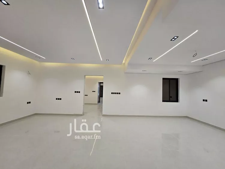 دور للبيع في شارع ممر88, حي عكاظ, مدينة الرياض, منطقة الرياض صورة 3