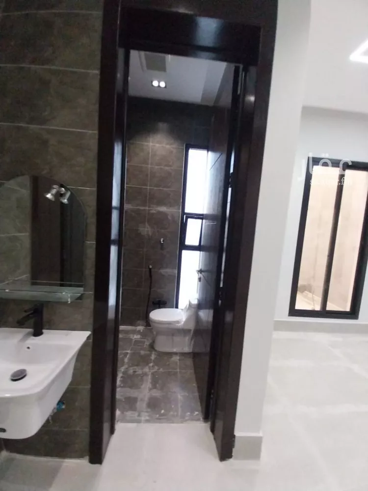 فيلا للبيع في شارع مودود أرسلان, حي العريجاء الغربي, مدينة الرياض, منطقة الرياض صورة 4