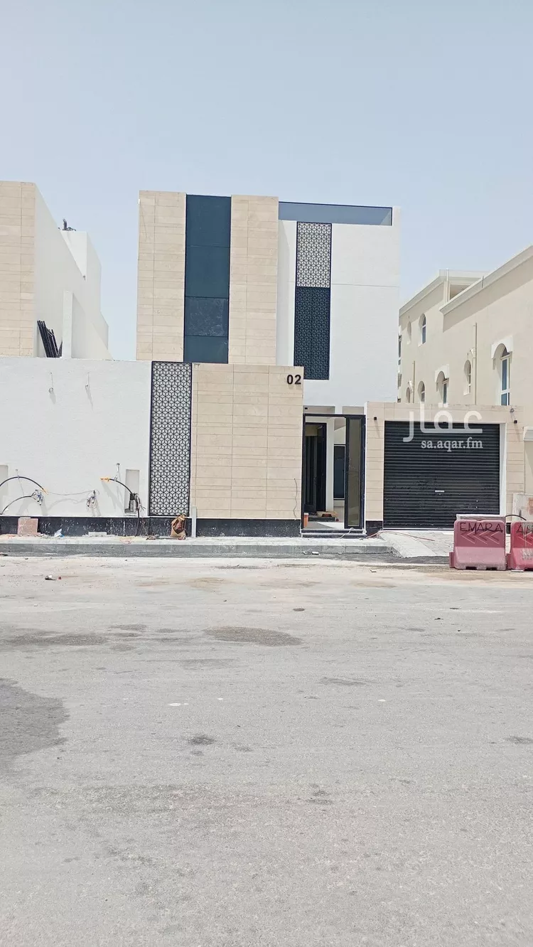فيلا للبيع في شارع مدائن صالح, حي الصواري, مدينة الخبر, المنطقة الشرقية صورة 2