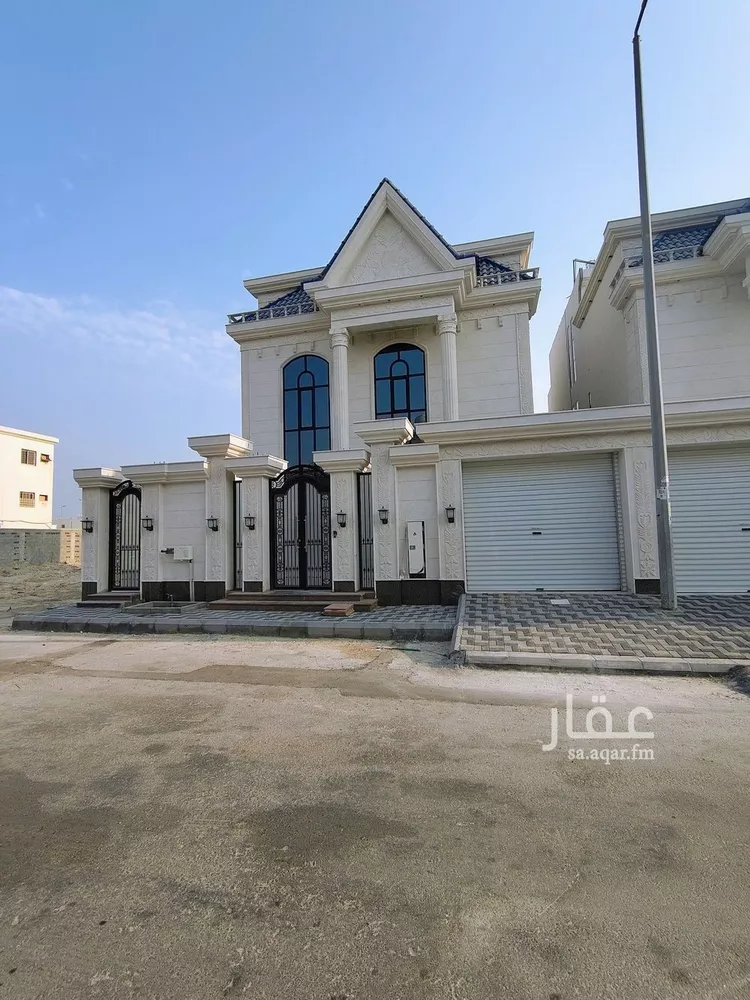 فيلا للبيع في شارع جبل شهلان, حي الصواري, مدينة الخبر, المنطقة الشرقية
