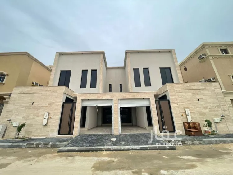 فيلا للبيع في شارع عرعر, حي الصواري, مدينة الخبر, المنطقة الشرقية 1 صورة