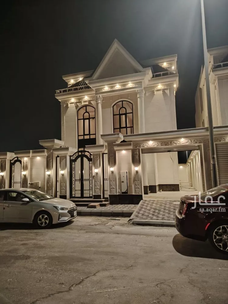 فيلا للبيع في شارع جبل شهلان, حي الصواري, مدينة الخبر, المنطقة الشرقية صورة 2