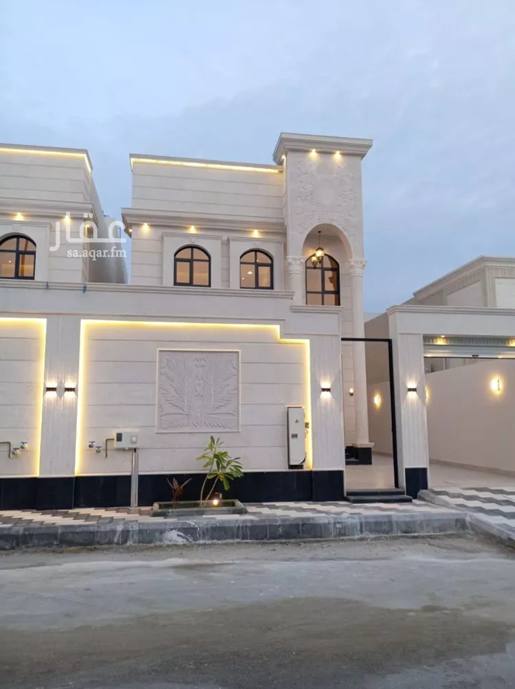 فيلا للبيع في شارع محمد بن ابي دينار, حي الصواري, مدينة الخبر, المنطقة الشرقية صورة 2