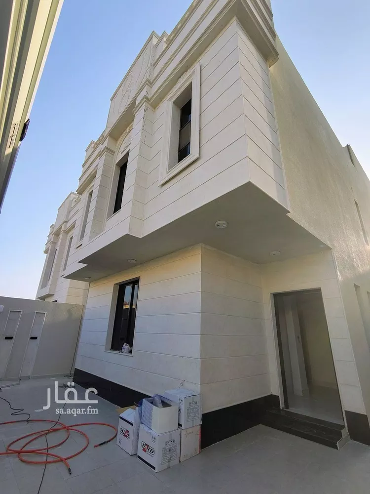 فيلا للبيع في شارع عبدالرحمن ابن كعب الانصاري, حي اللؤلؤ, مدينة الخبر, المنطقة الشرقية صورة 2