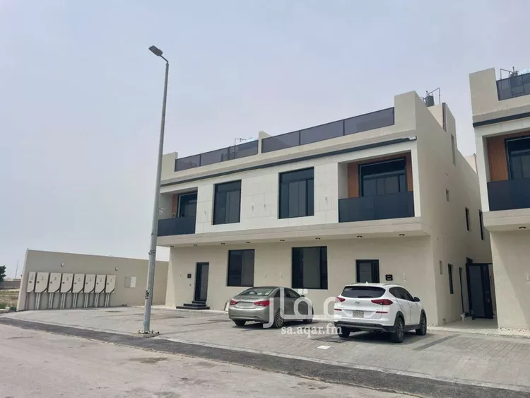 شقة للبيع في شارع ضرار بن الازور, حي الصواري, مدينة الخبر, المنطقة الشرقية صورة 2