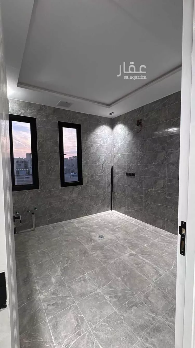 دور للبيع في شارع 132, حي الجنادرية, مدينة الرياض, منطقة الرياض صورة 2